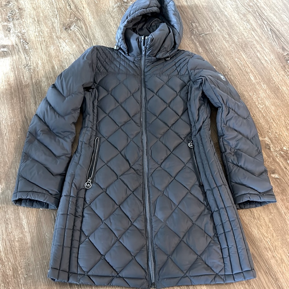 Michael Kors puffer coat 🧥